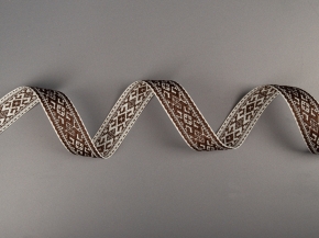 25мм. 91589/25 ЛЕНТА ОТДЕЛОЧНАЯ ЖАККАРД белый с шоколад*1889, 25мм (рул.50м)