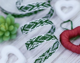 15мм. 91663/15 ЛЕНТА ОТДЕЛОЧНАЯ ЖАККАРД тем-зел.с белым*3092, 15мм (рул.25м)