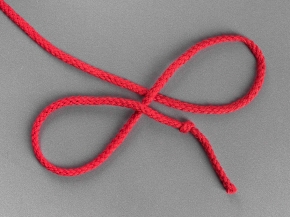 4мм. ШХ8-004-7 Шнур D-4мм, х/б 100%, красный