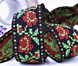 34мм. 9868 ЛЕНТА ОТДЕЛОЧНАЯ ЖАККАРД цветы/черн, красн, зел. 34мм (рул.50м)