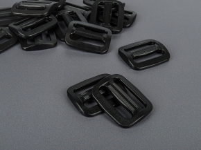 Пряжка двухщелевая 30мм черный (уп.50шт.)