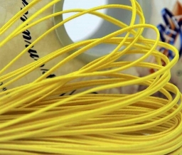 1С14-Г50 (рис.5507) ШНУР ОТДЕЛОЧНЫЙ (сутаж) желтый*006, d-2.5мм (рул.20м)