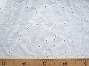 Ткань .DT-15083/D6 Вышивка Перфорация Цветы белые, ширина 140см,пл.100