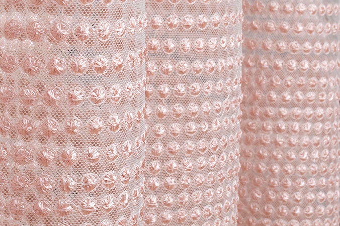 Сетка с вышивкой